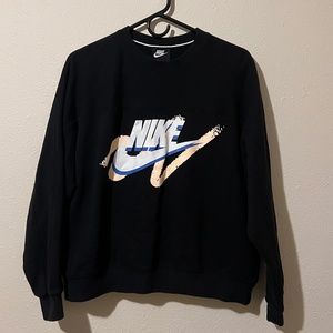 Black Nike Retro Crewneck Swatshirt